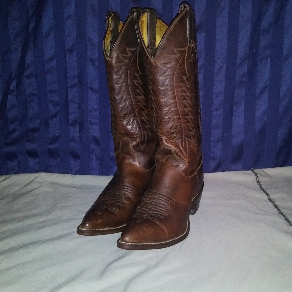 Women's Boots. Justin Florica L4935. Bay. Size 5.5